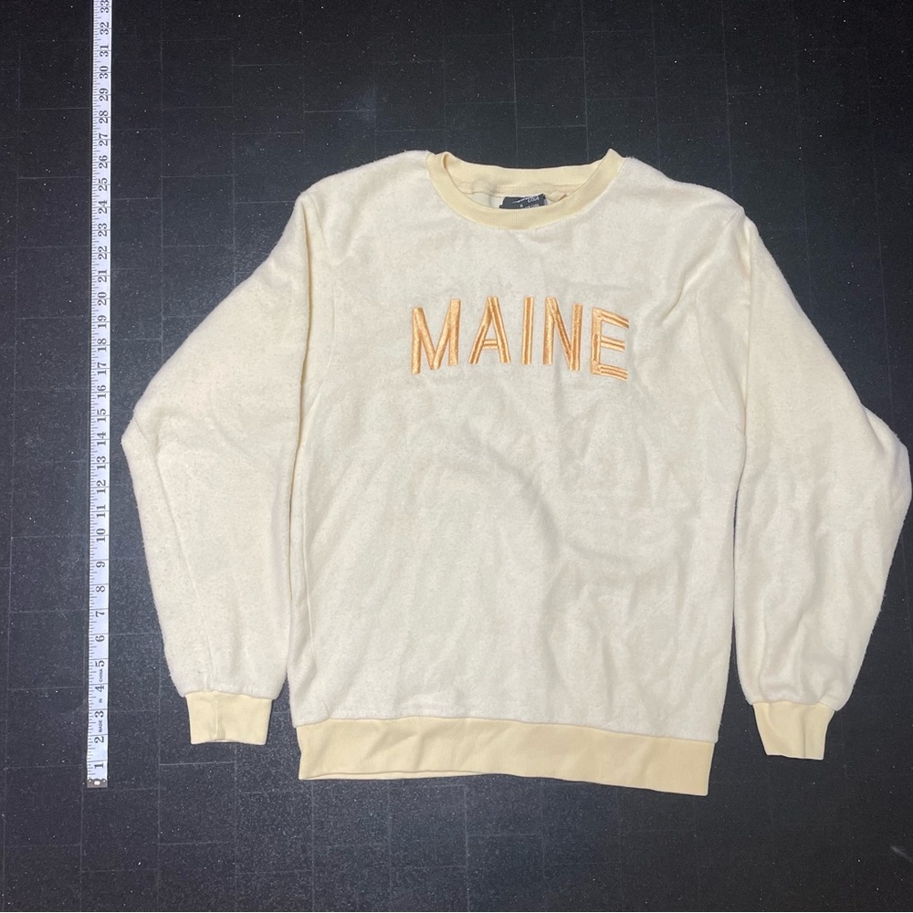 Butter Yellow MAINE Crewneck